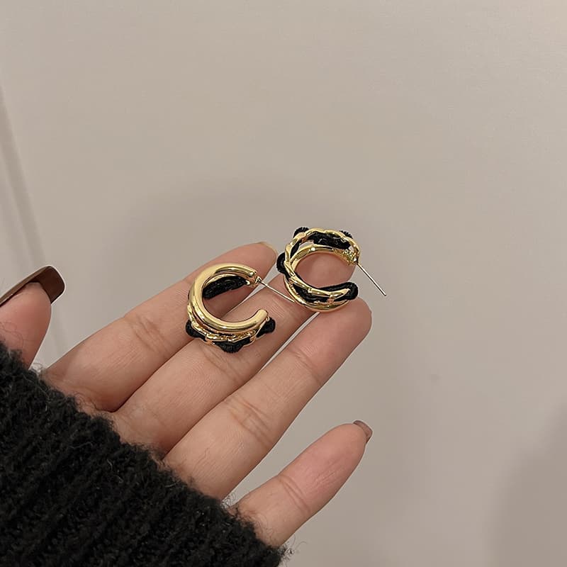ピアスレディース 天然石装飾付き上品フープピアス