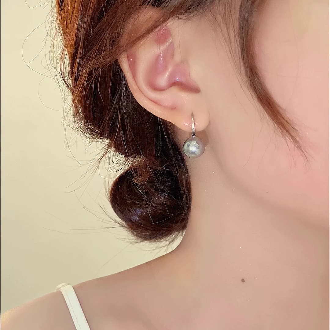 レディースピアス 大粒パールモチーフスタッドピアス