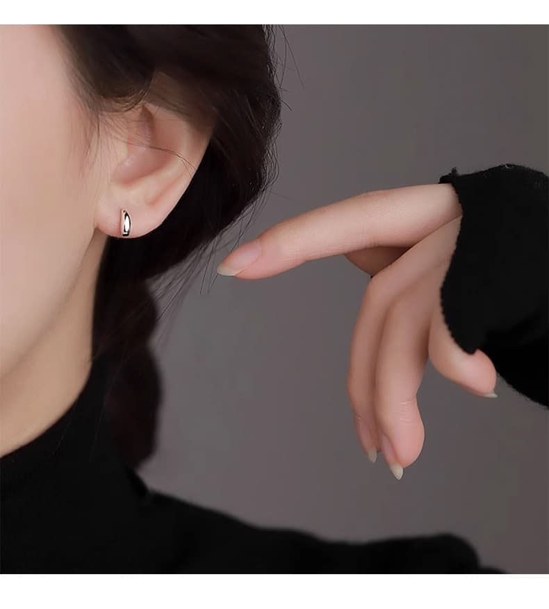 レディースピアス 雫型ミニマルスタッドピアス