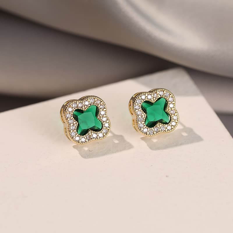 ピアスレディース 四つ葉クローバー スタッドピアス 女性用 幸運の贈り物 上品アクセサリー