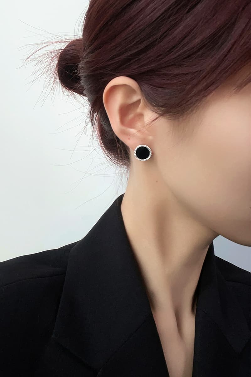 レディースピアス 煌めくラウンドストーン装飾スタッドピアス